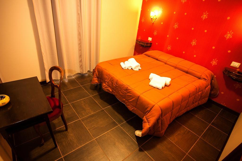 Bed & Breakfast Domina Popolo Rome
