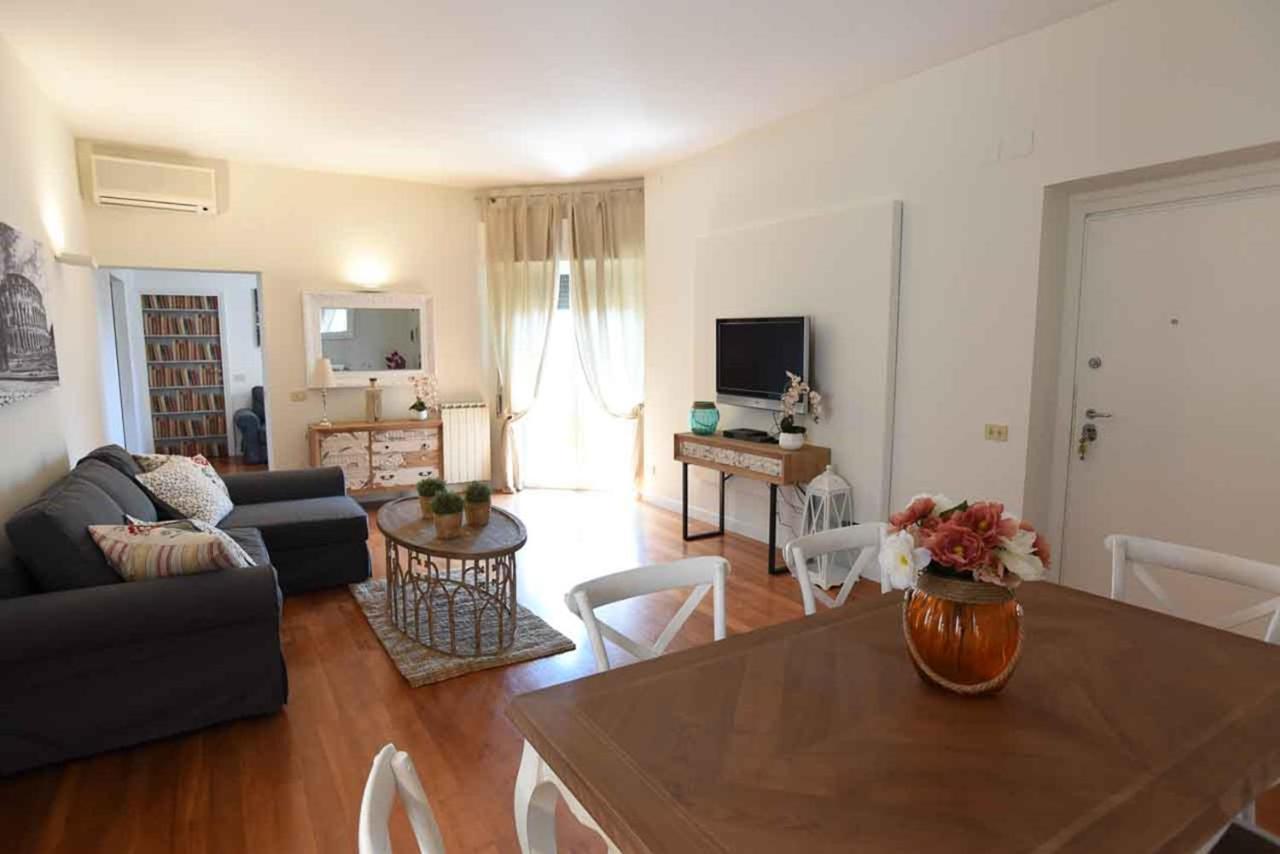 Romantic Flat Near Metro Flaminio Appartamento Roma