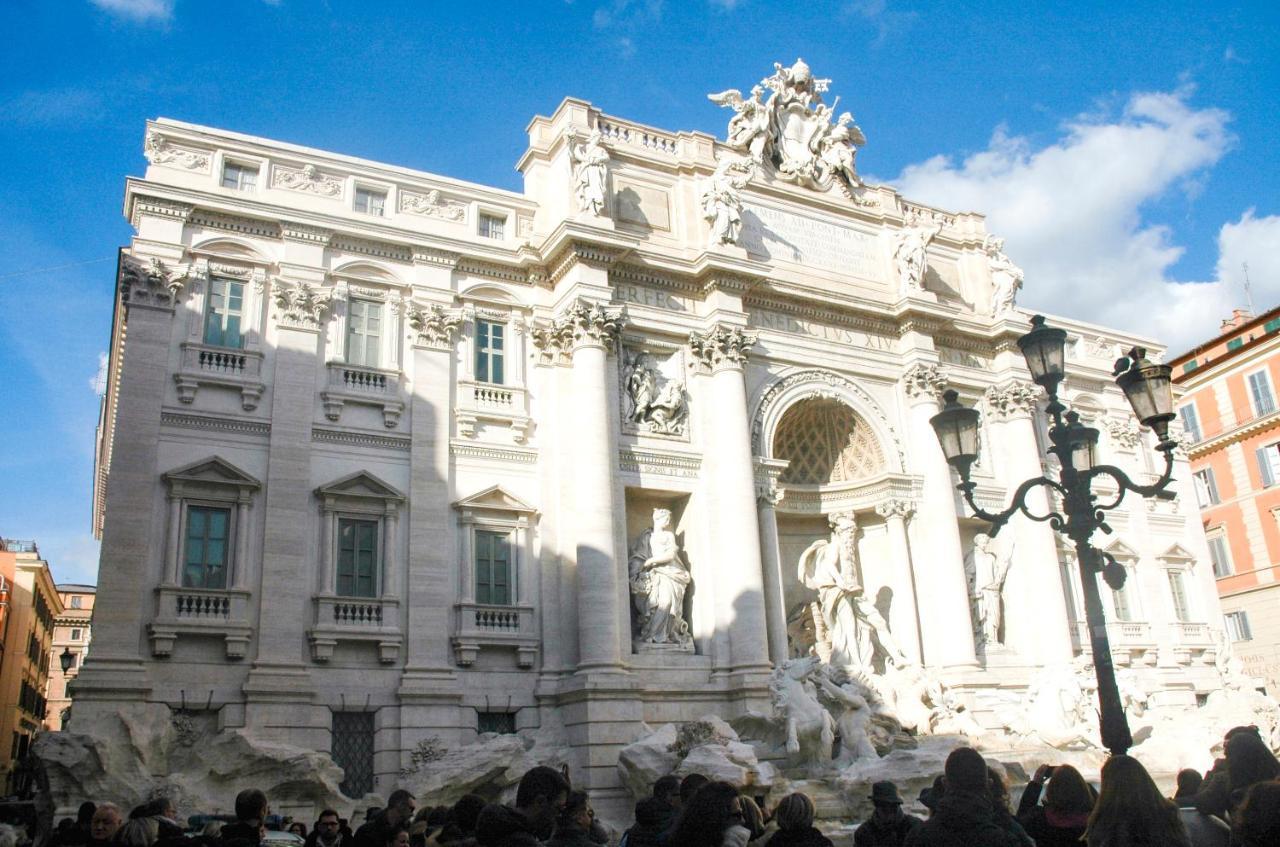 Affittacamere Delfini Trevi House