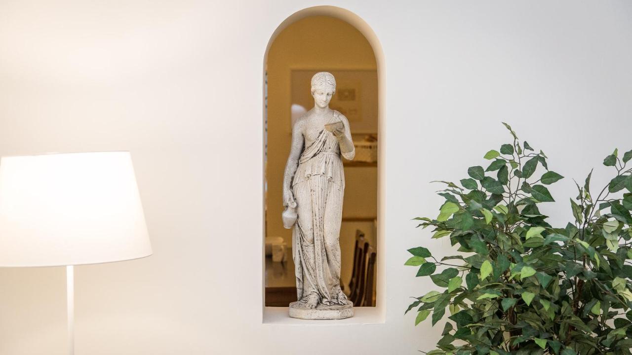 Atheneum By Rental In Rome Apartment Rome
