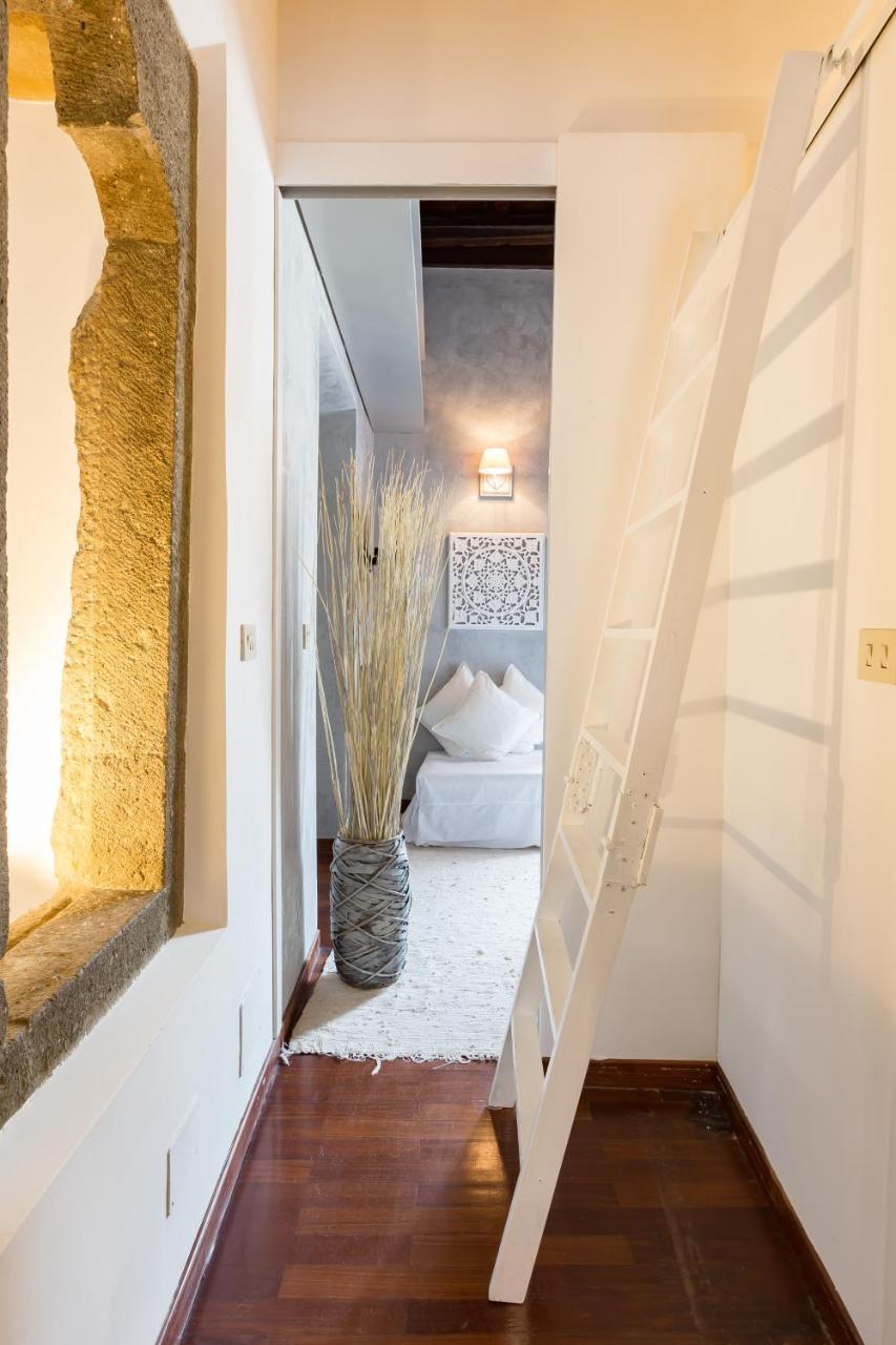 Ghetto Campo Dei Fiori Luxury White * Rome