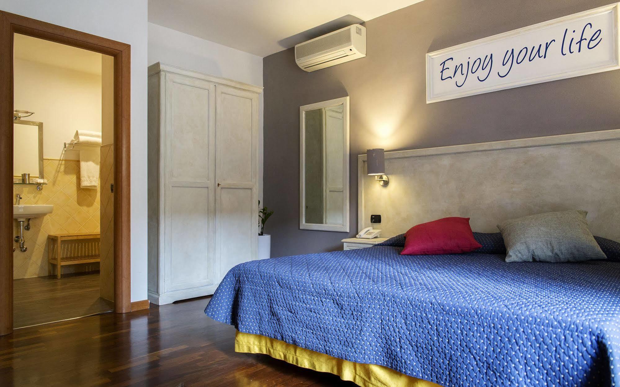 Guest house & 2*