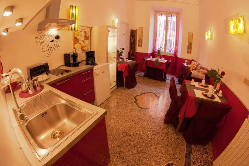 Bed & Breakfast Hold - Luxury 2*