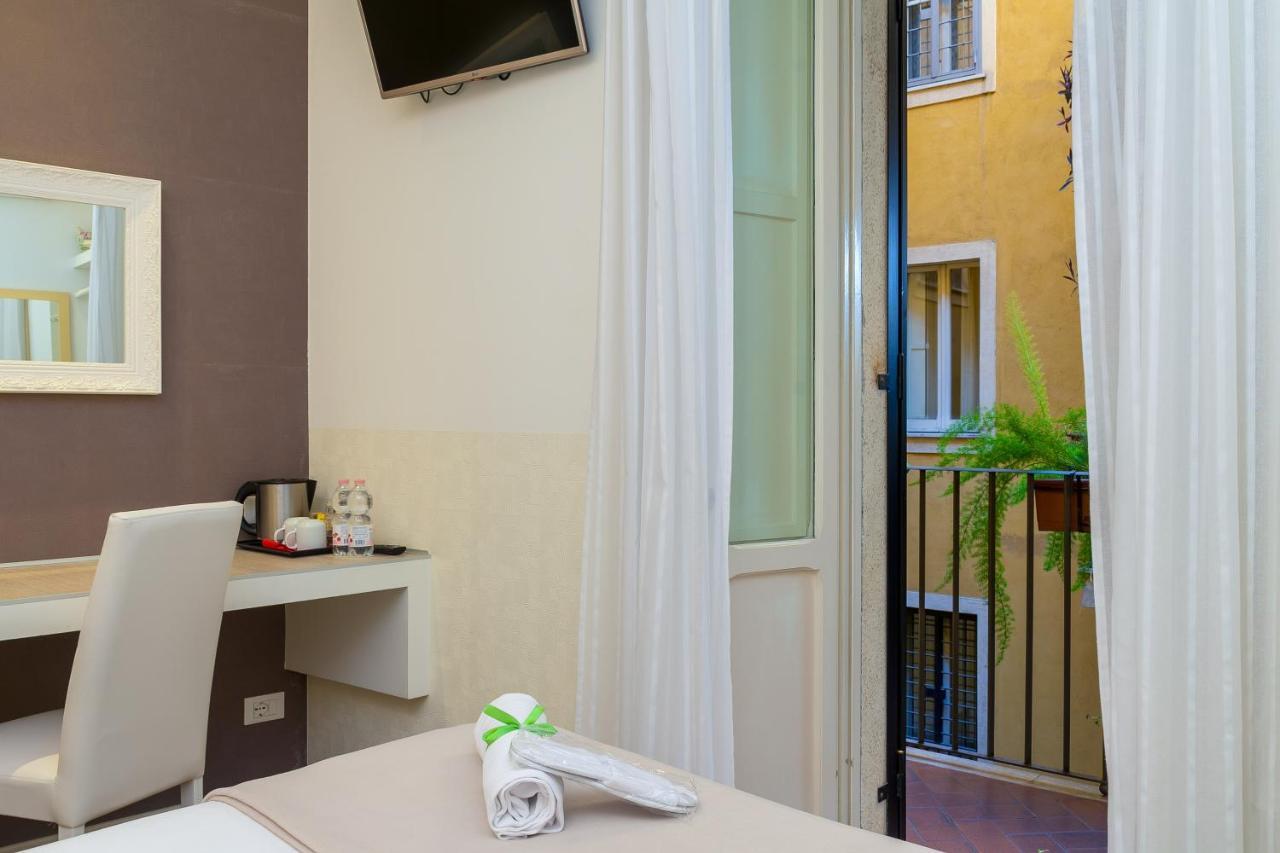 Zefiro Home 3* Rome