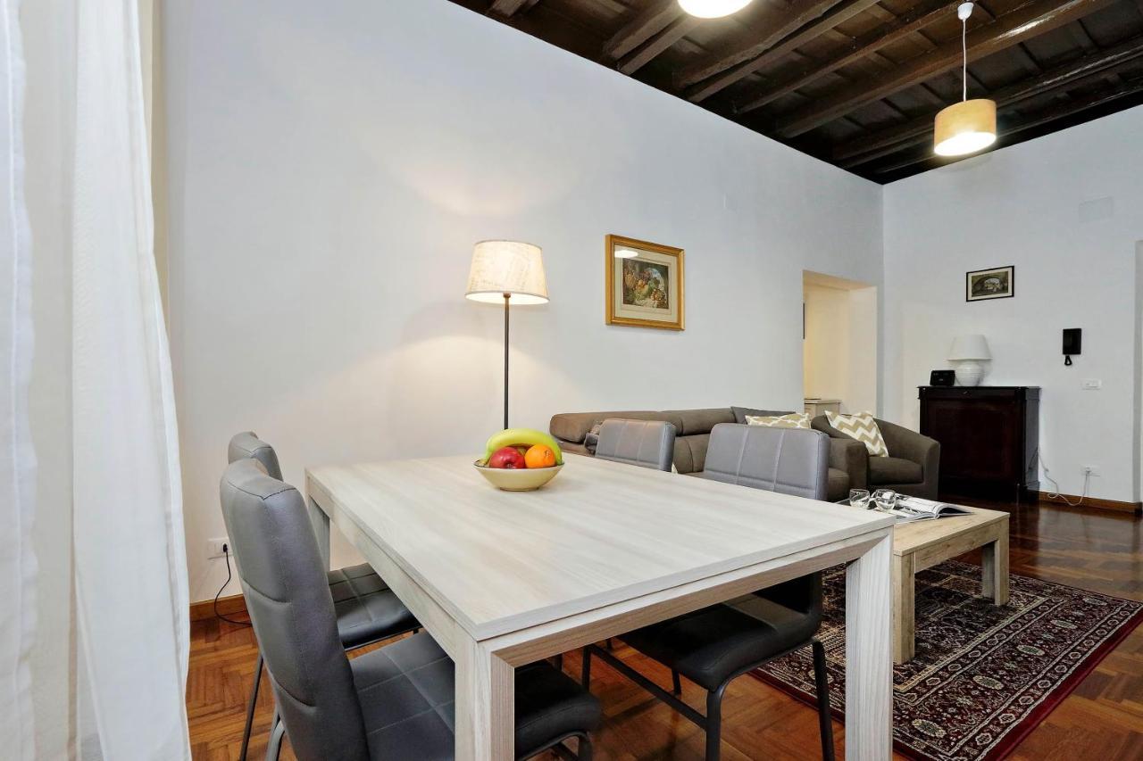 Pellegrino Apartment