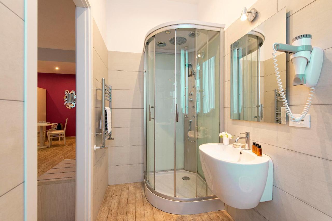 Five Guest house Rome