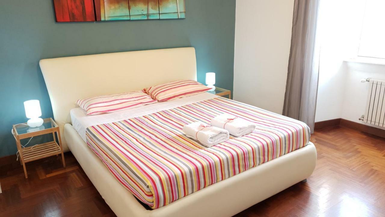 Aparts Apartment