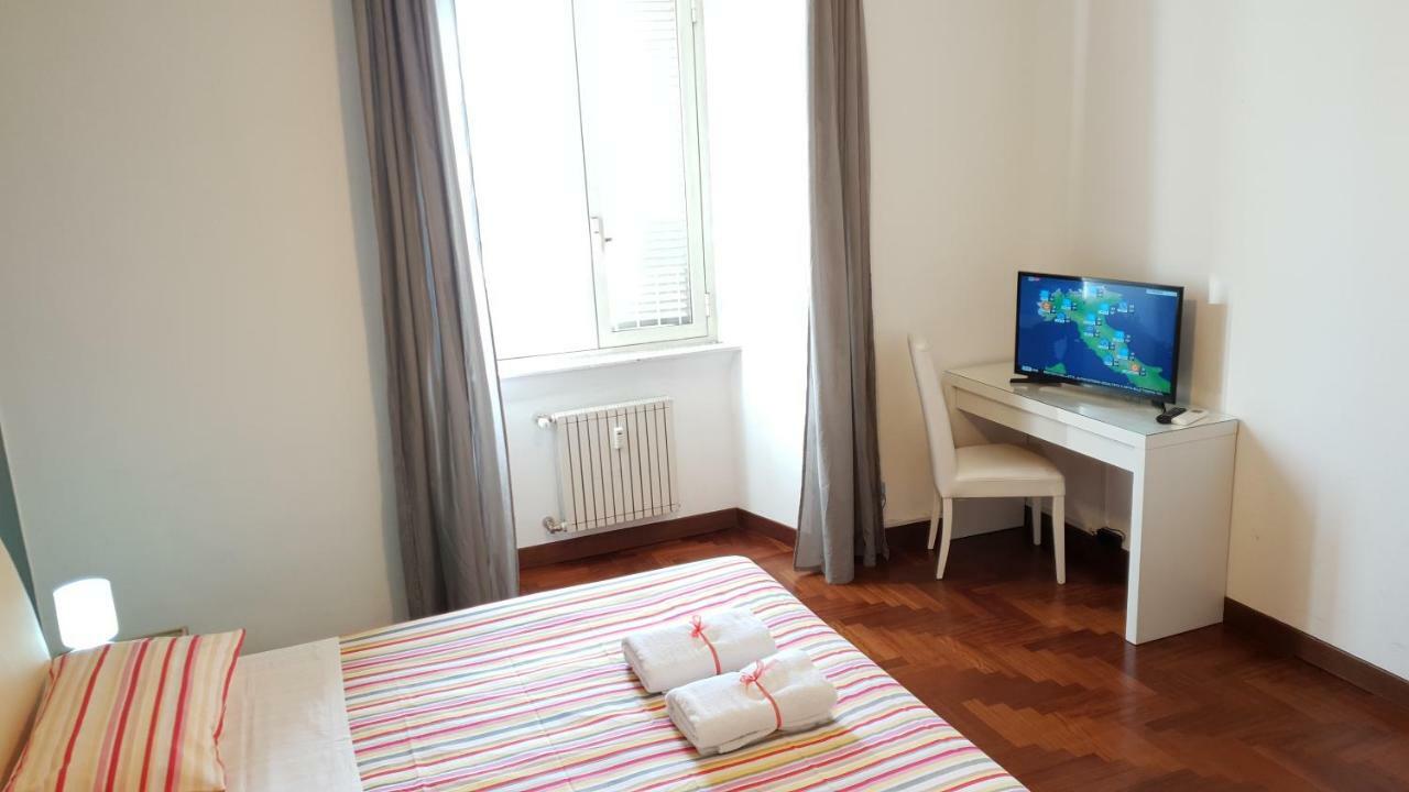 Aparts Apartment