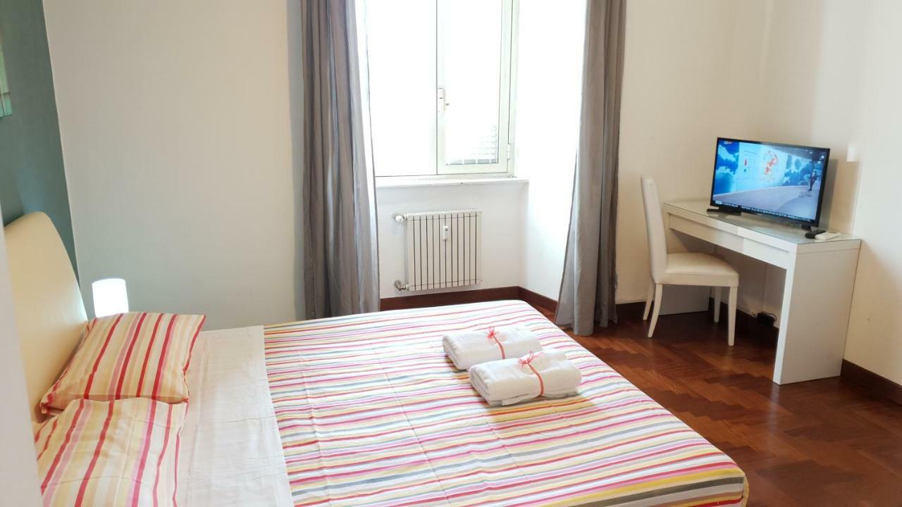 Aparts Apartment