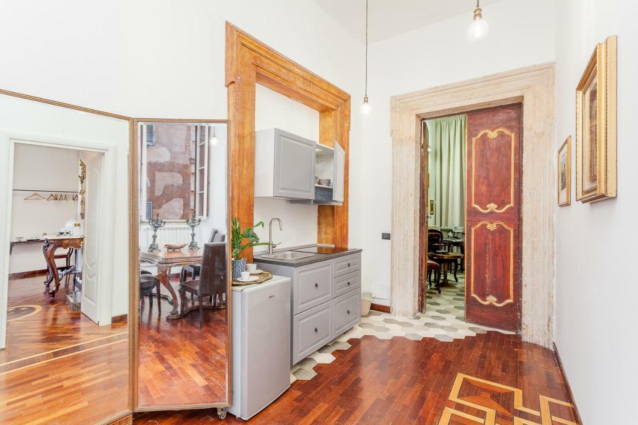 Palazzo Del Duca Piazza Navona Affittacamere 3*