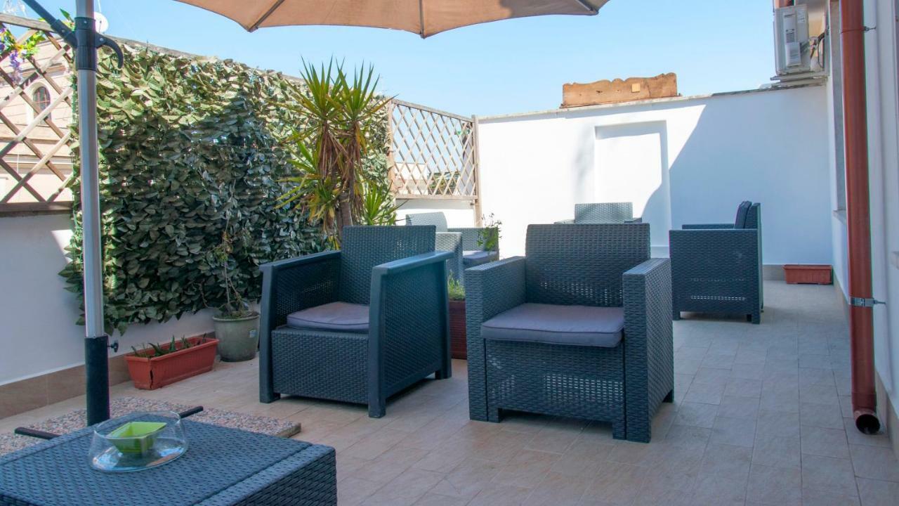 Apartment Rome Apartment With Terrace Autonomous