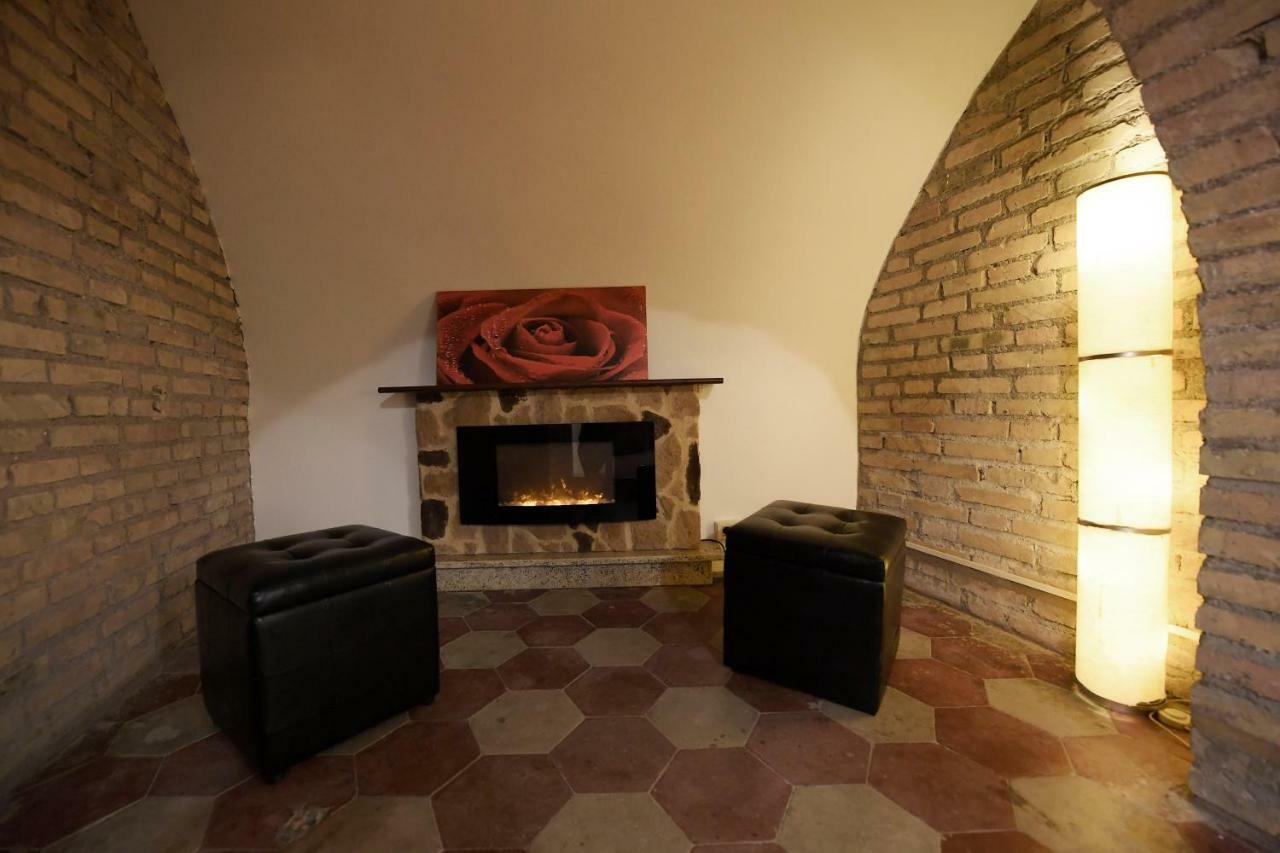 Appartamento In Selci - Colosseo Roma