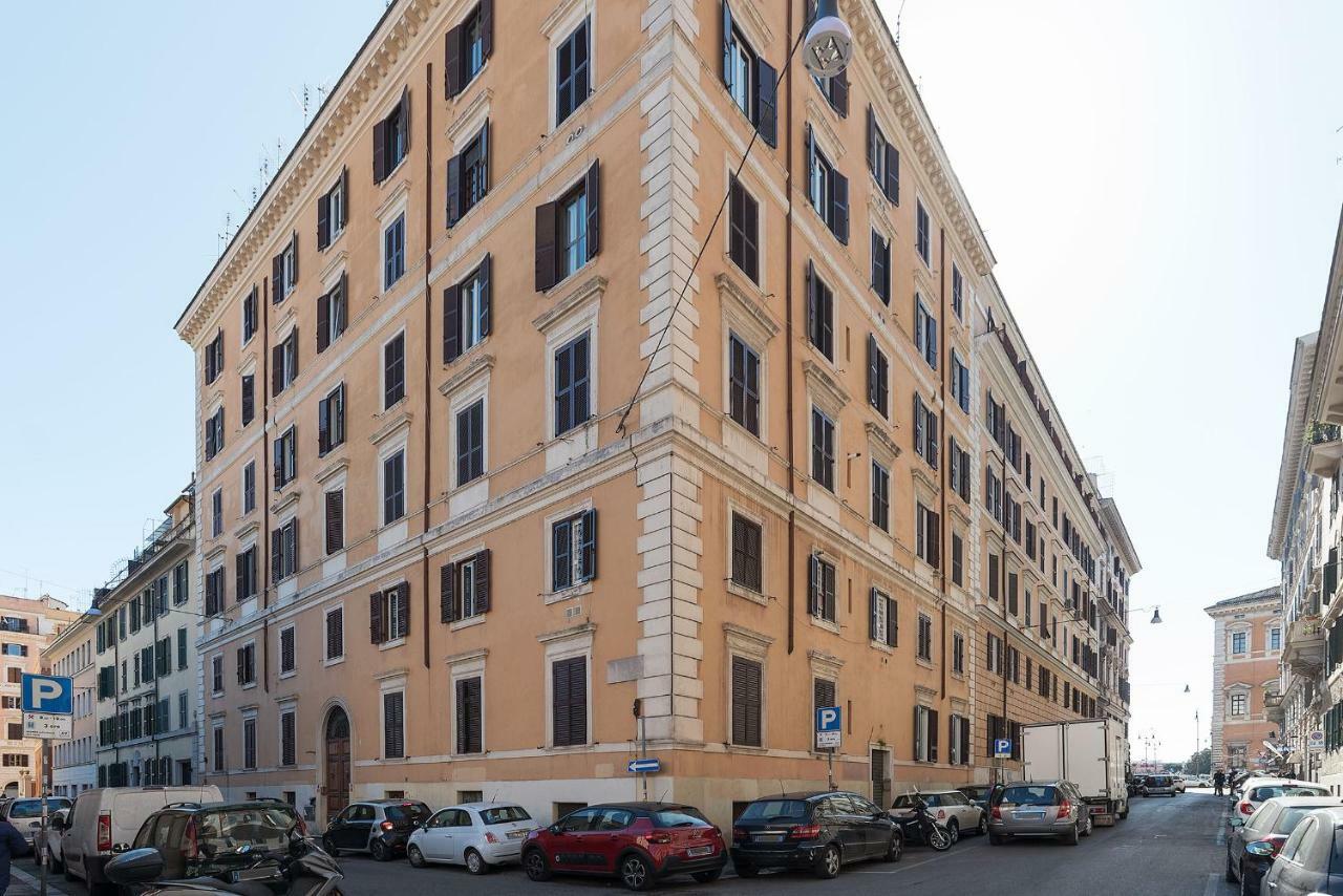 San Giovanni & Colosseo Roomy Flat Rome