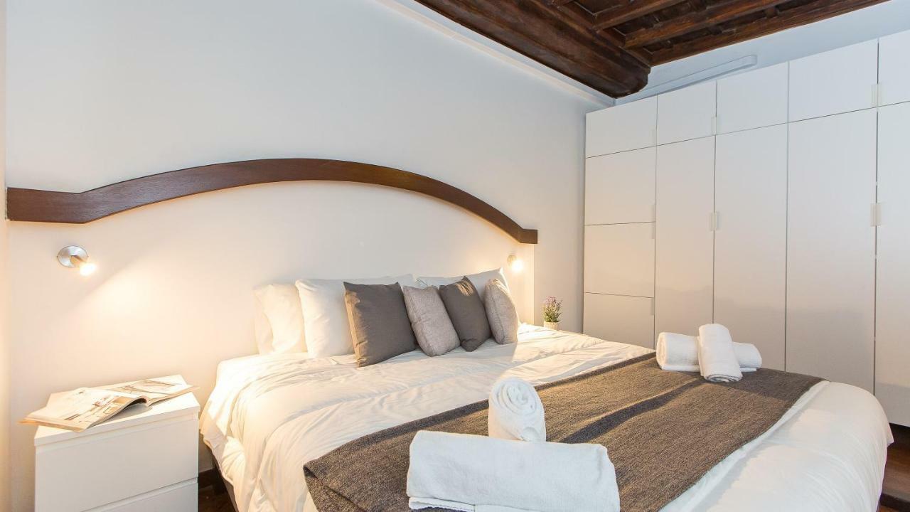 In Scala Deluxe Rome