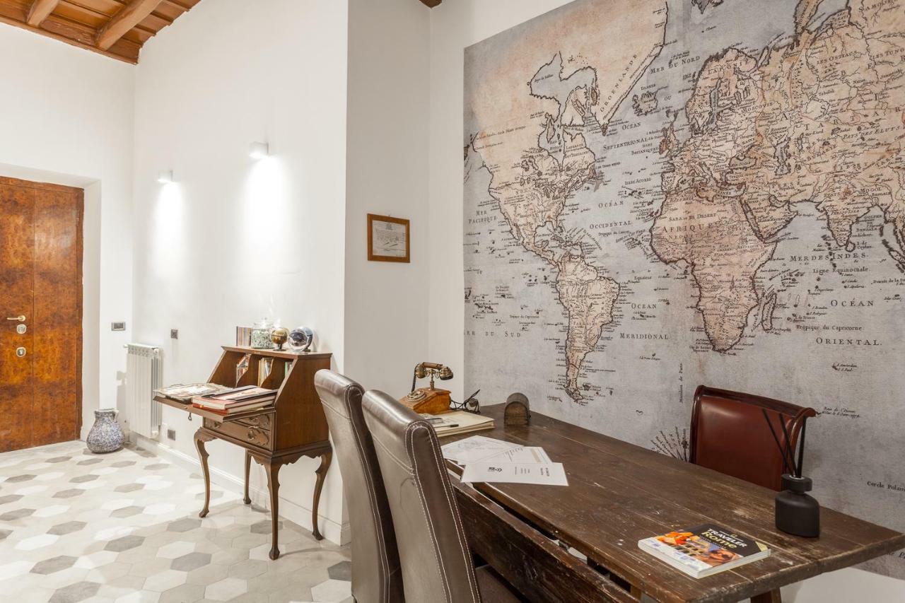 Palazzo Del Duca Piazza Navona Guest house 3*