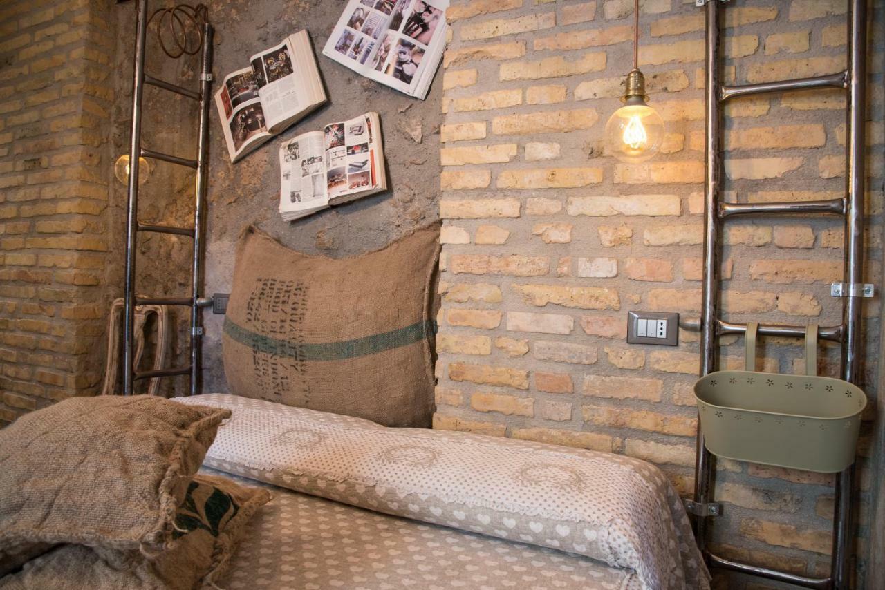 Mancini Shabby House Guest house 3*