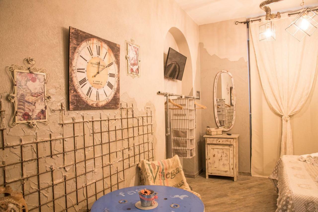Mancini Shabby House Guest house 3*
