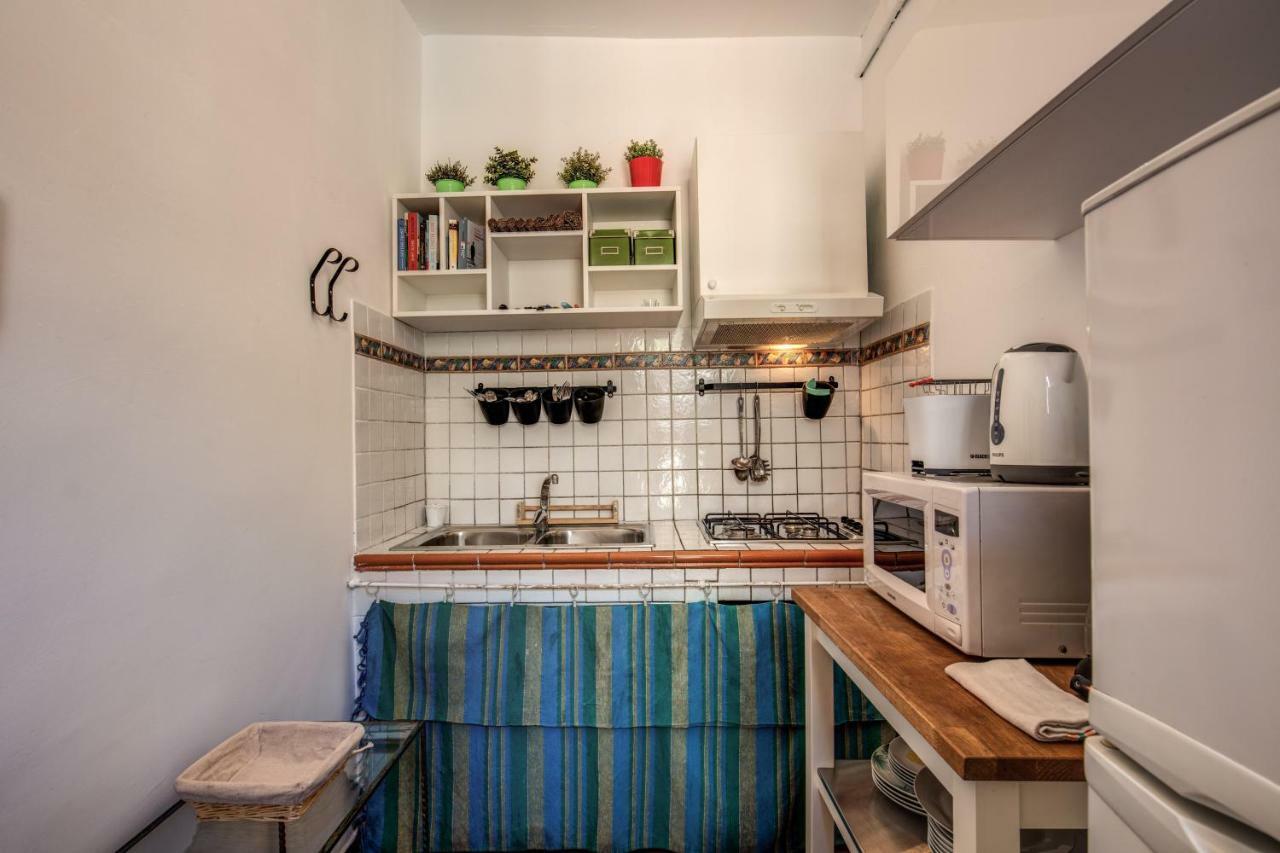 Ponte Palatino Apartment Rome