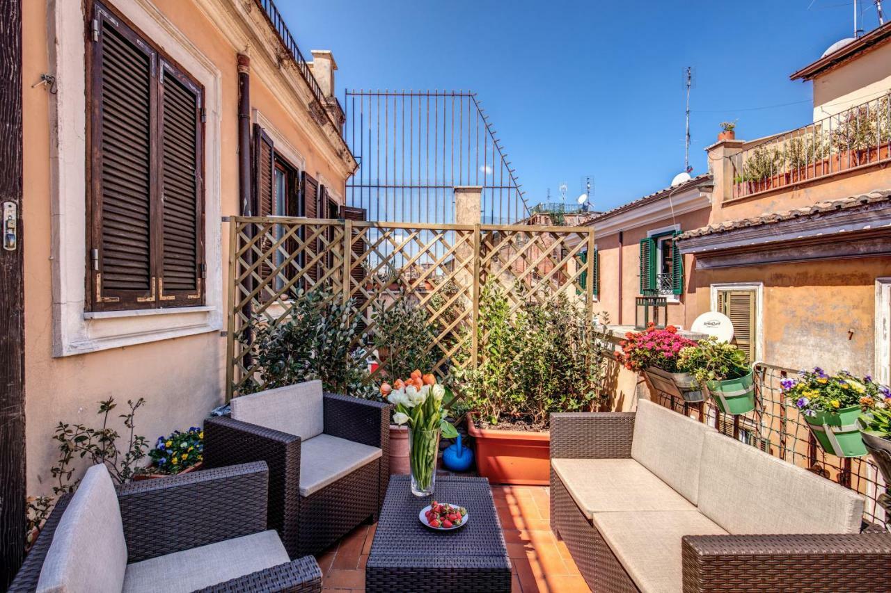 Ponte Palatino Apartment Rome