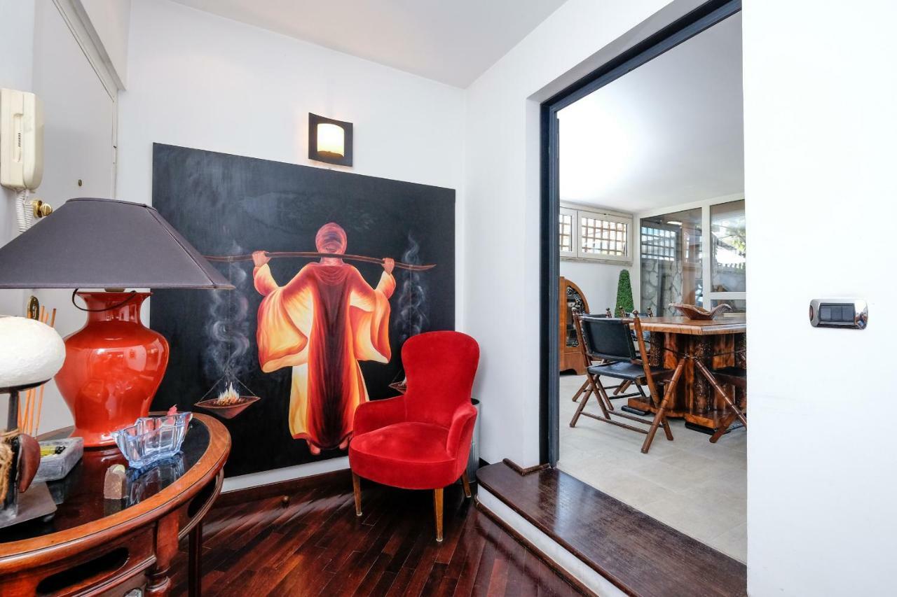 Apartment Amazing Penthouse With Terrace By Caracalla Rome