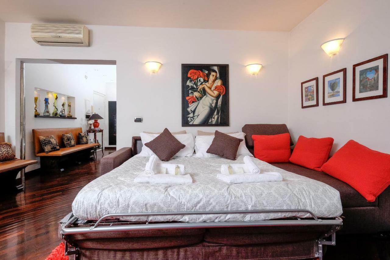 Apartment Amazing Penthouse With Terrace By Caracalla Rome