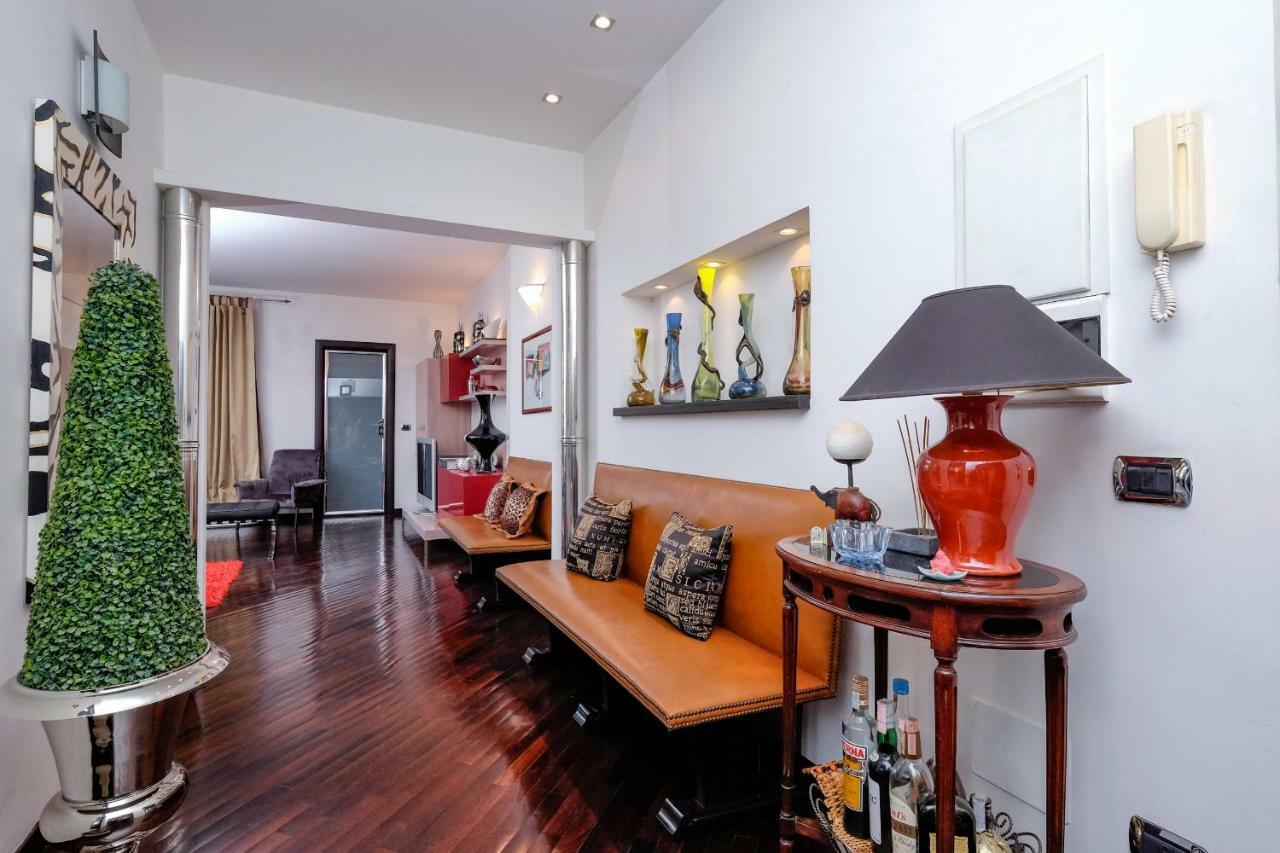 Amazing Penthouse With Terrace By Caracalla Apartment