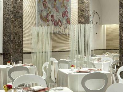 Western Premier Royal Santina Rome