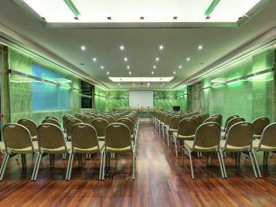Hotel Courtyard By Marriott Park Rome