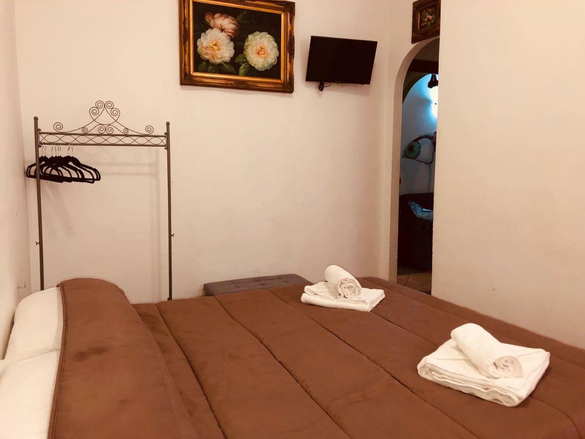 Guest house Parisa