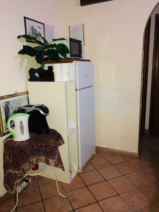 Guest house Parisa 2*