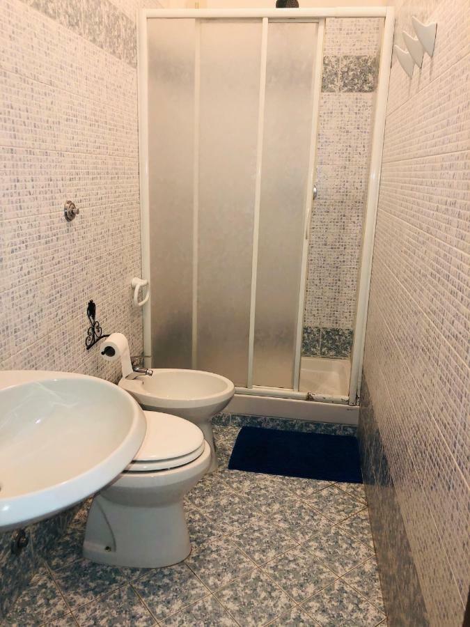 Guest house Parisa