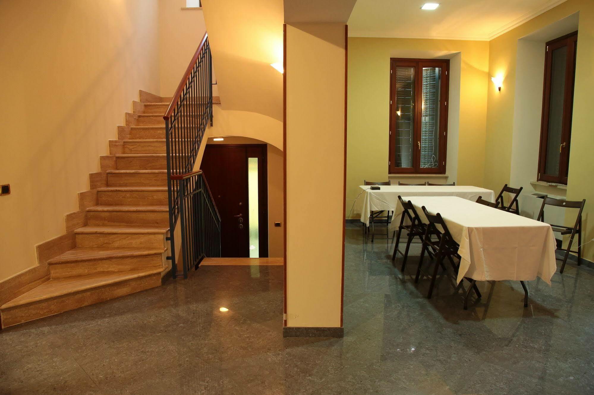 H&h Hotel *