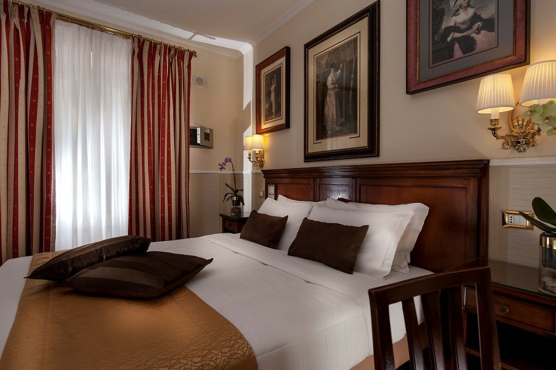 Hotel Des Artistes 3*