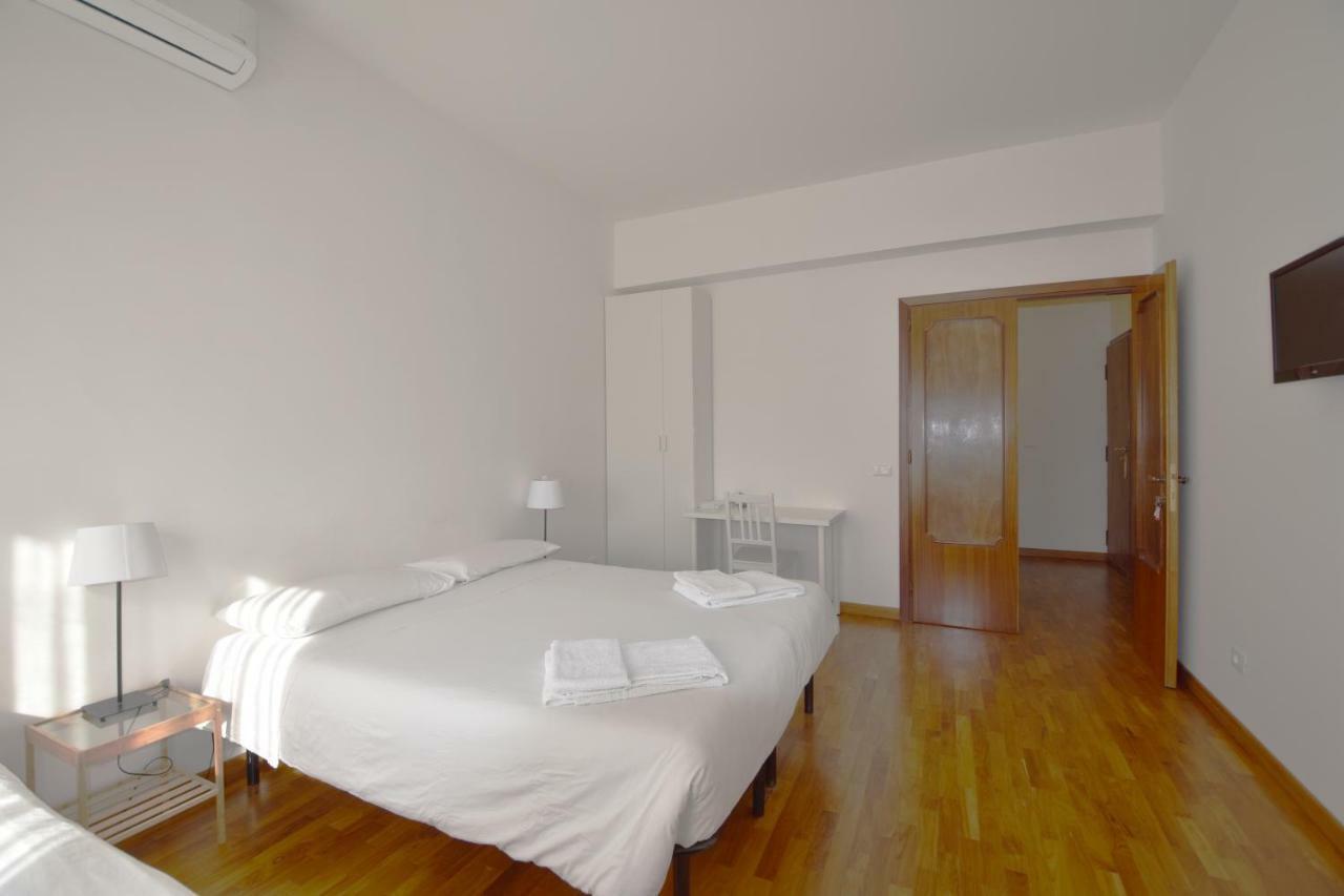 And Warm Guest house