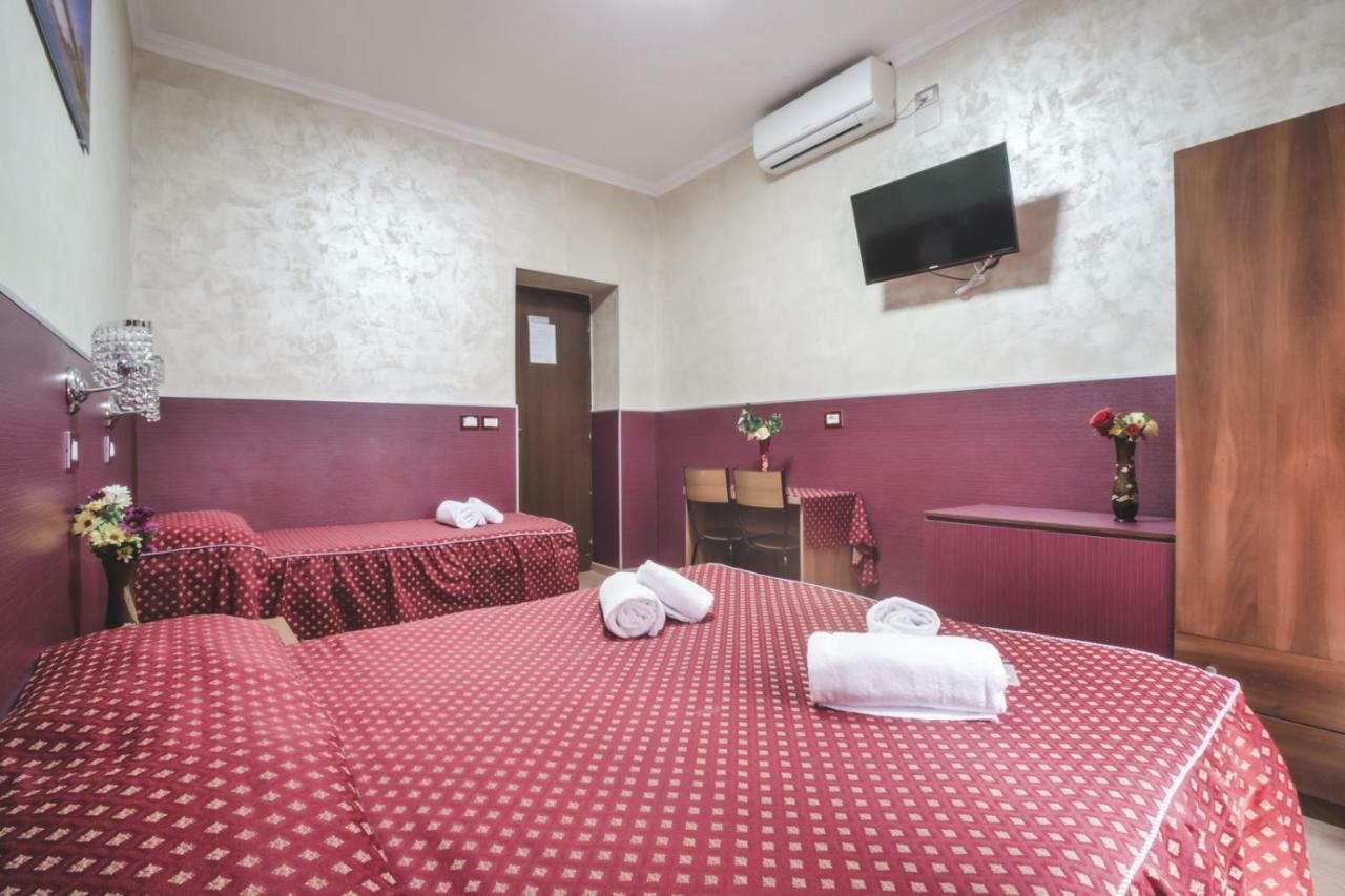 Vertex Homes * Rome
