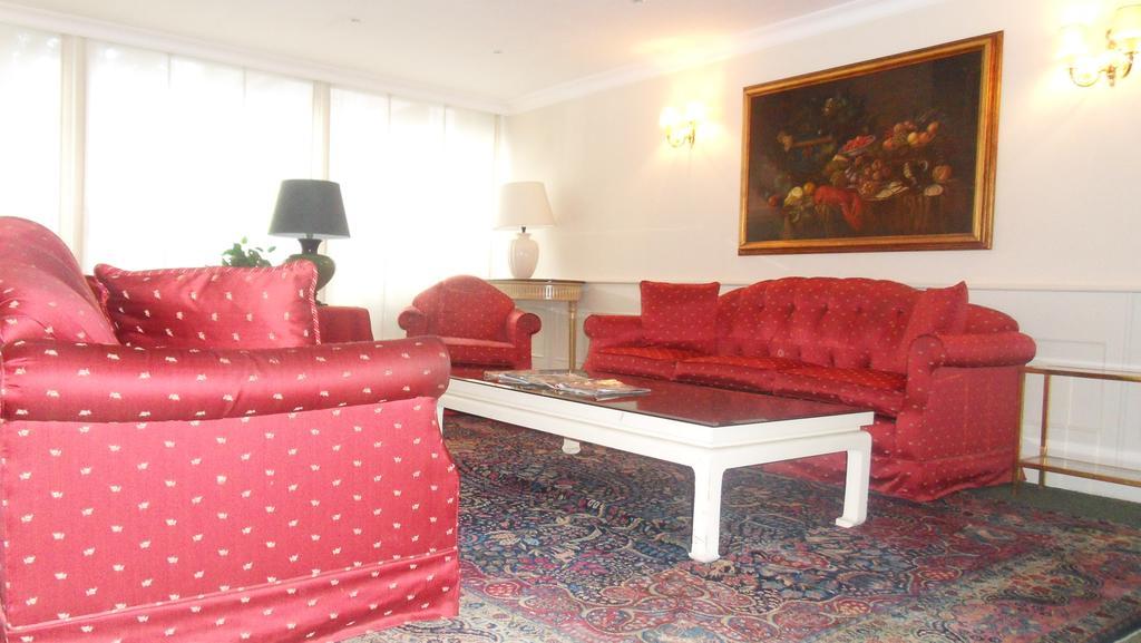 Sacconi Aparthotel 4*