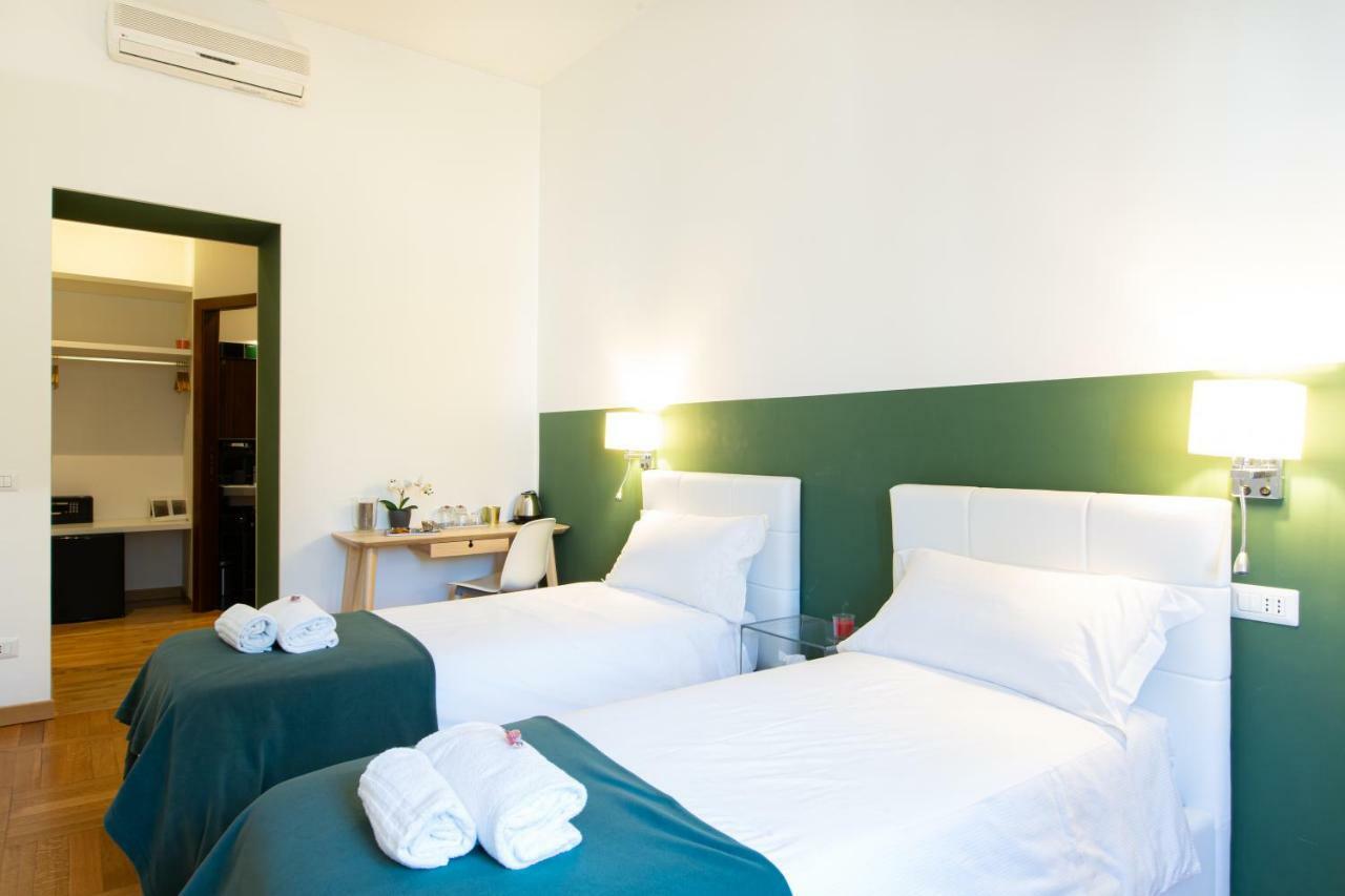 Lombardia40 Luxury 2* Rome