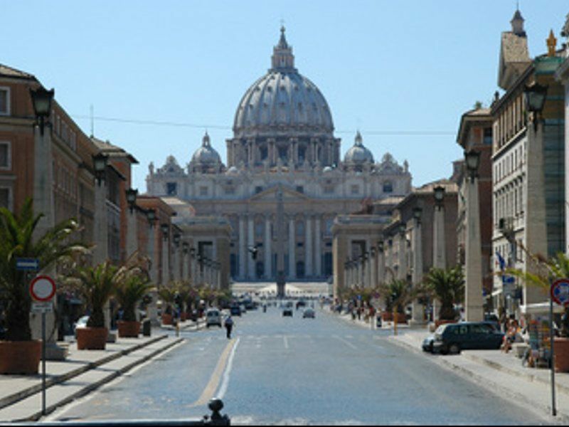St. Peter' Six & 3* Rome
