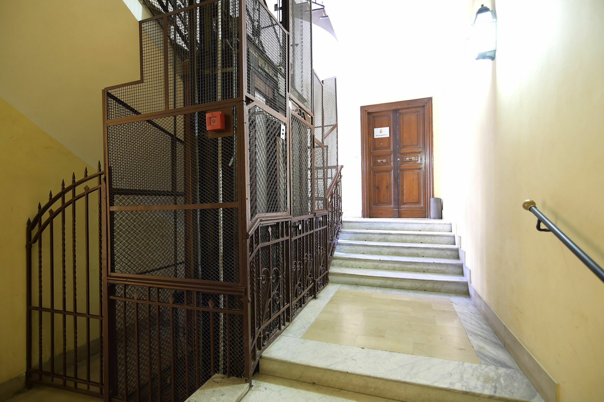 Guest house Town House 57