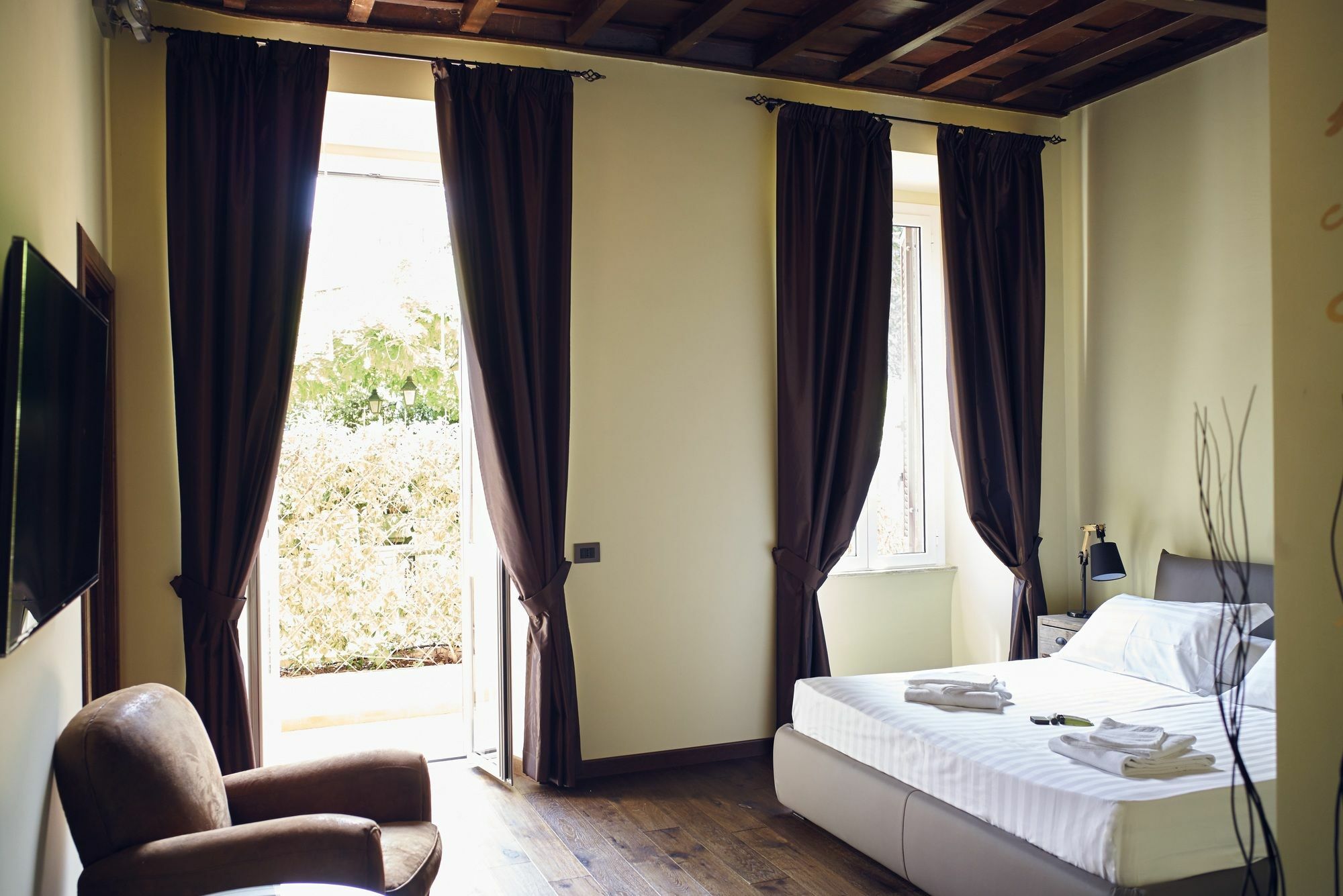 Guest house Domus Corsini 2*
