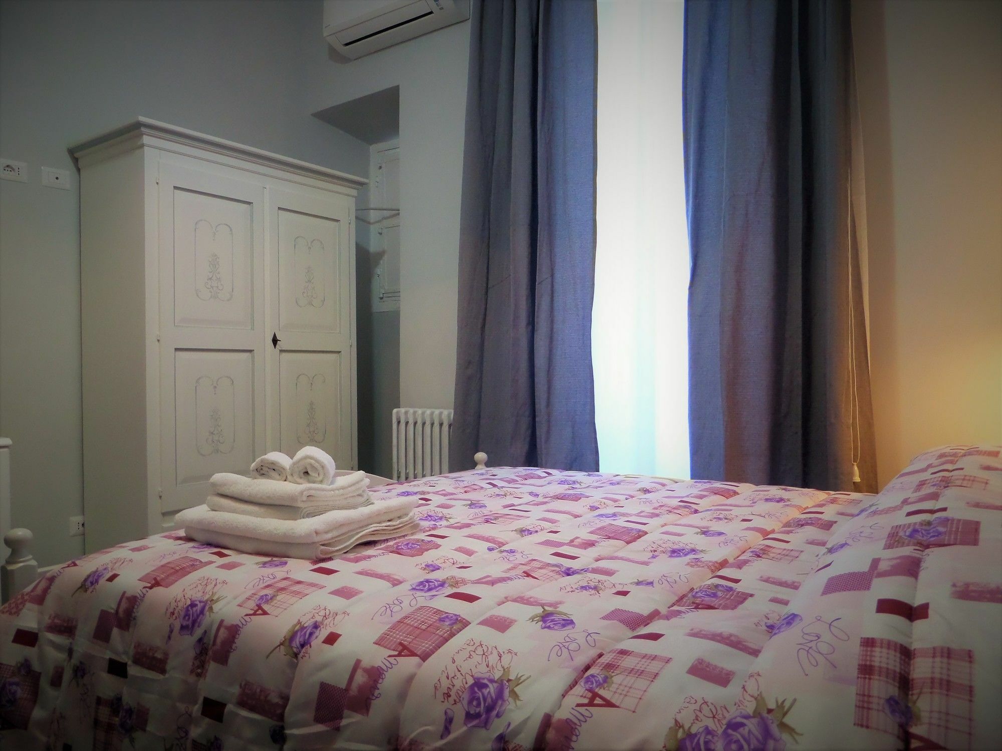 325 Ai Fori Rome