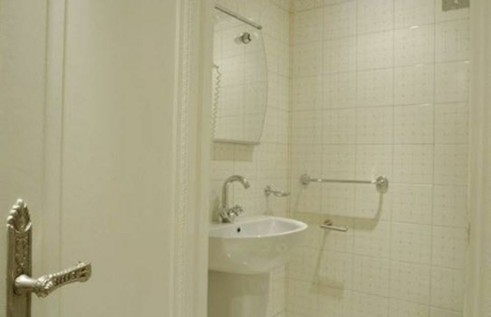 Guest house Opera
