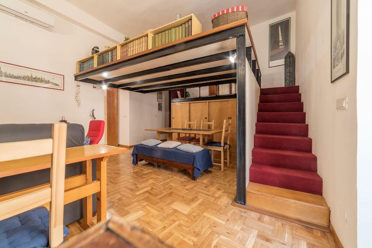 Apartment Lovely Loft Trastevere