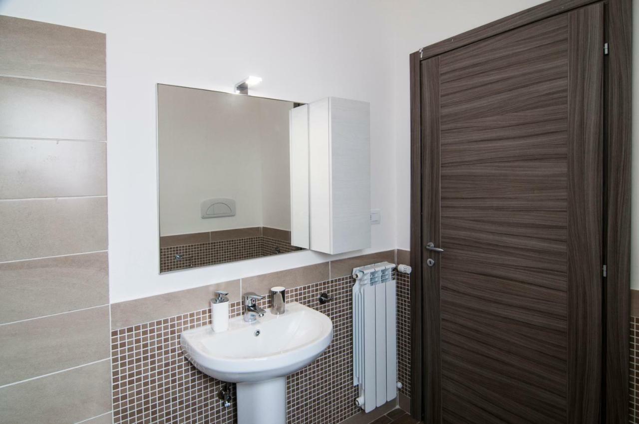 Fonte Laurentina Apartment *