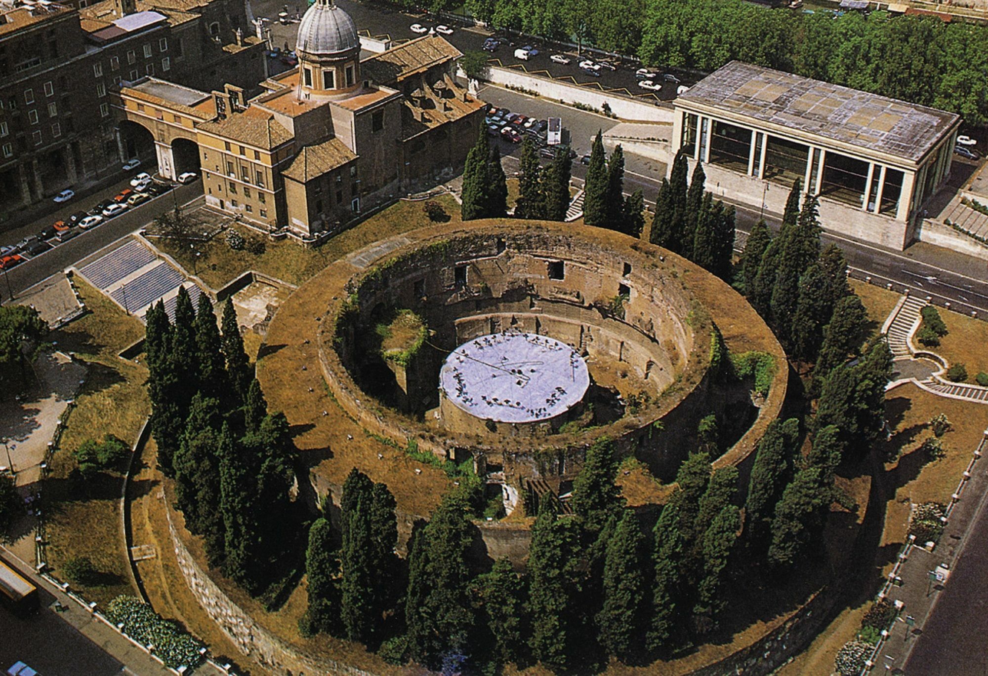 Domus Bocca Di Leone Rome