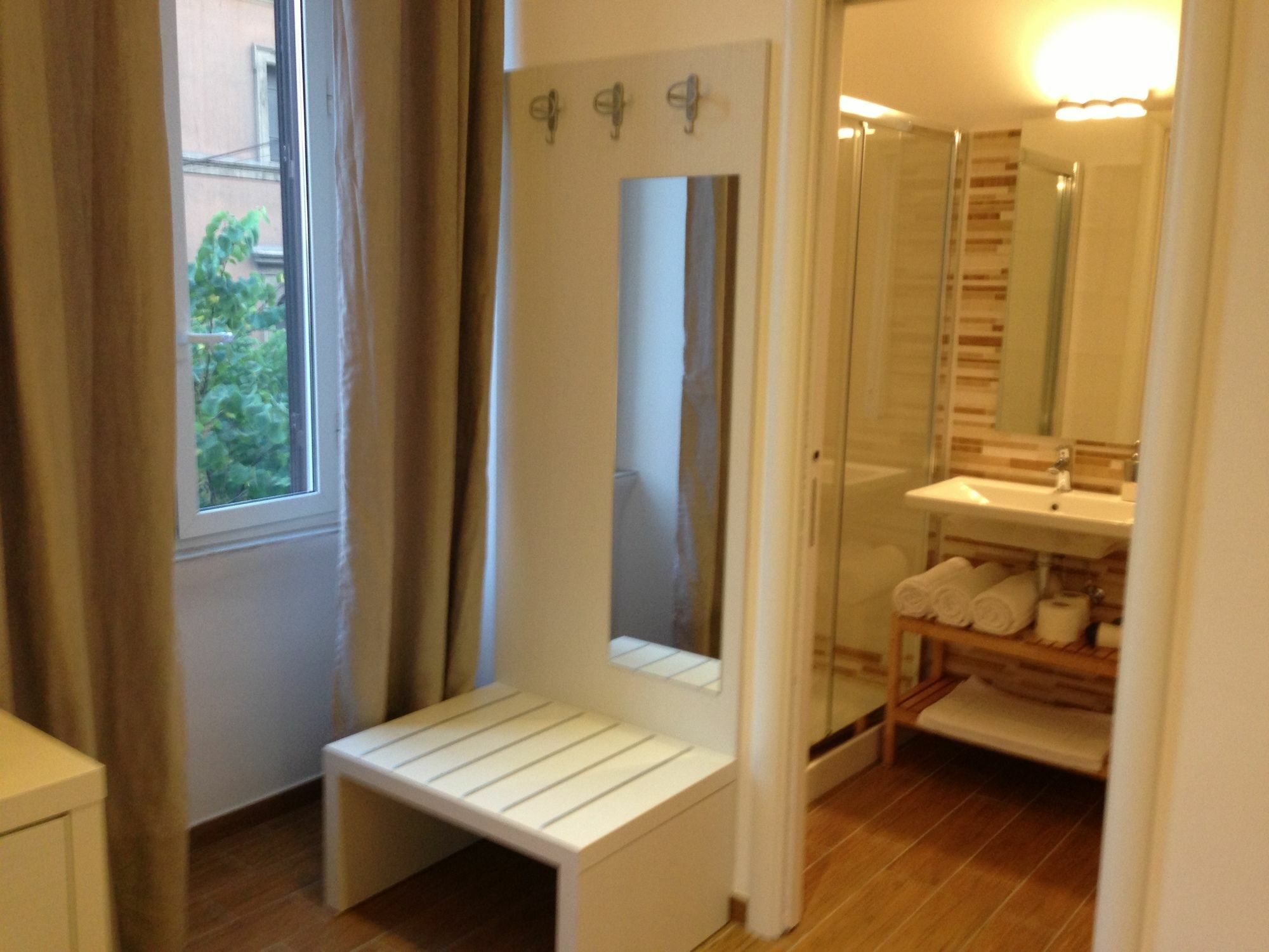 Guest house Rest 2*