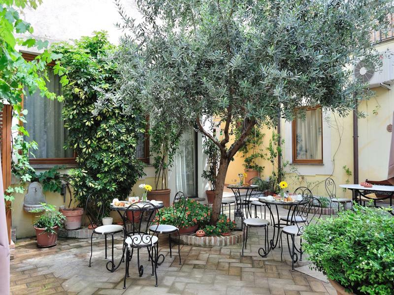 Le Clarisse Trastevere 3* Rome