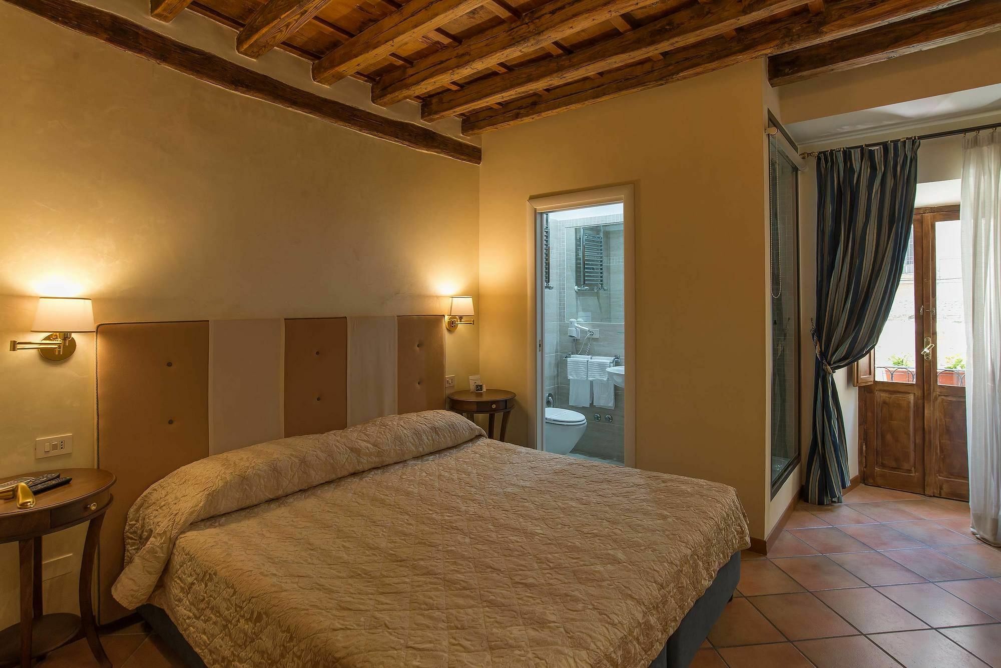 Le Clarisse Trastevere Guest house 3*