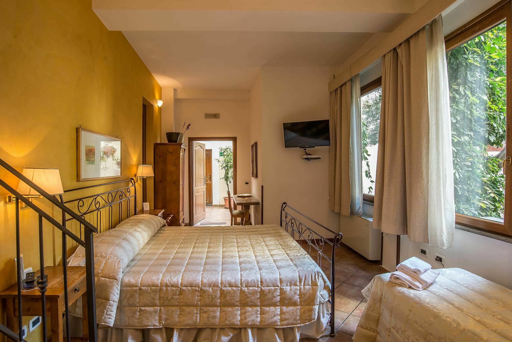 Guest house Le Clarisse Trastevere 3*