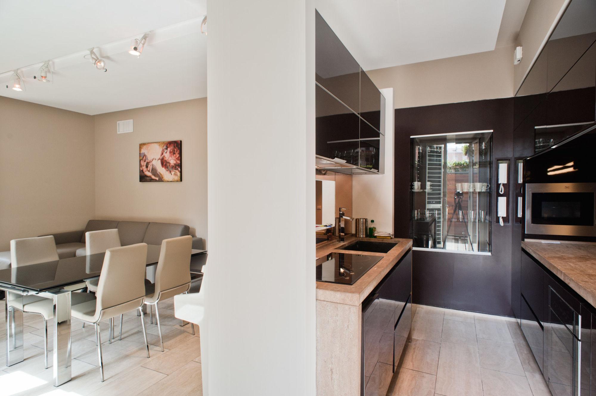 Rent In - Vatican Apartment *